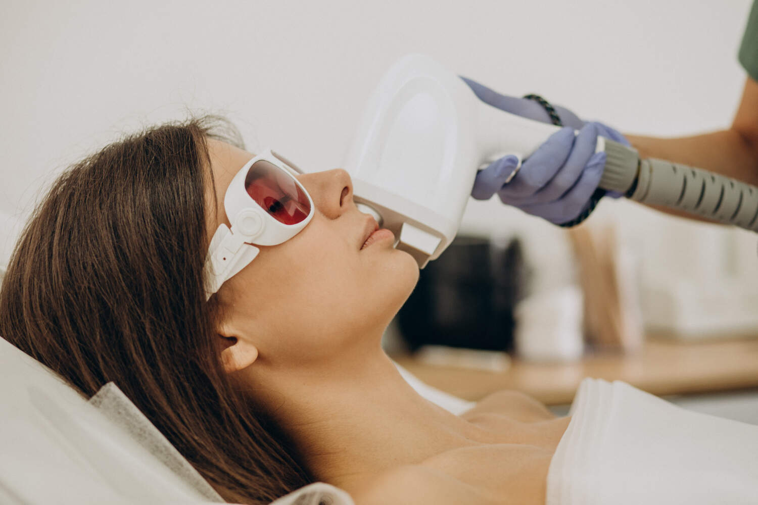Sensitive Skin Solutions: How Laser Hair Removal Treatment Can Help to Reduce Unwanted Hair