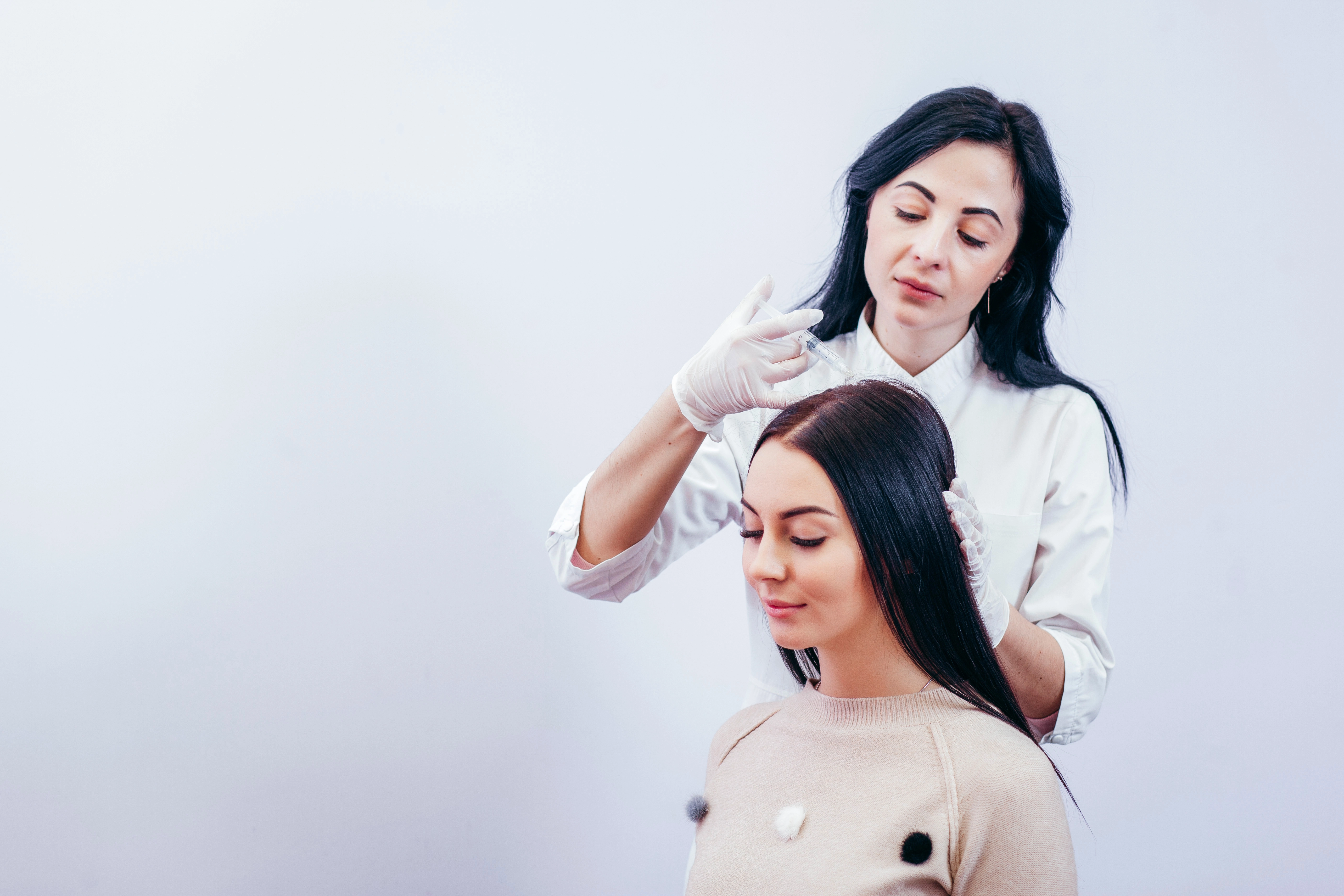 7 Tips for Choosing the Right Hair Specialist For Healthy Hair